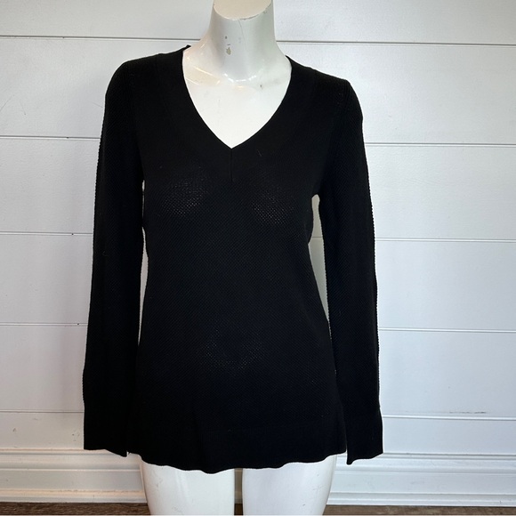 NWT GAP True Soft Textured V-Neck Tunic Sweater BLACK SIZE XS H9 - Picture 3 of 10